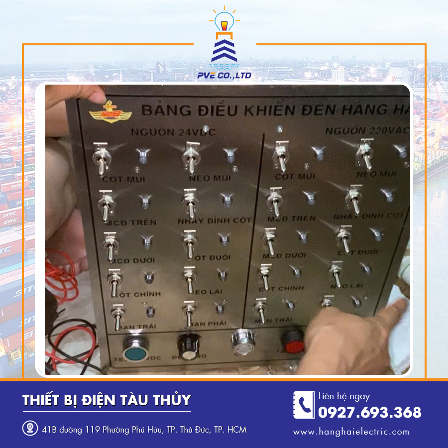 Tủ điện tàu thủy tích hợp đầy đủ chức năng bảo vệ và điều khiển. Tủ điện tàu thủy tích hợp đầy đủ chức năng bảo vệ và điều khiển.